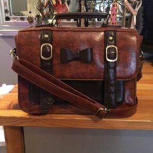 Cute brown leather crossbody/satchel with bow